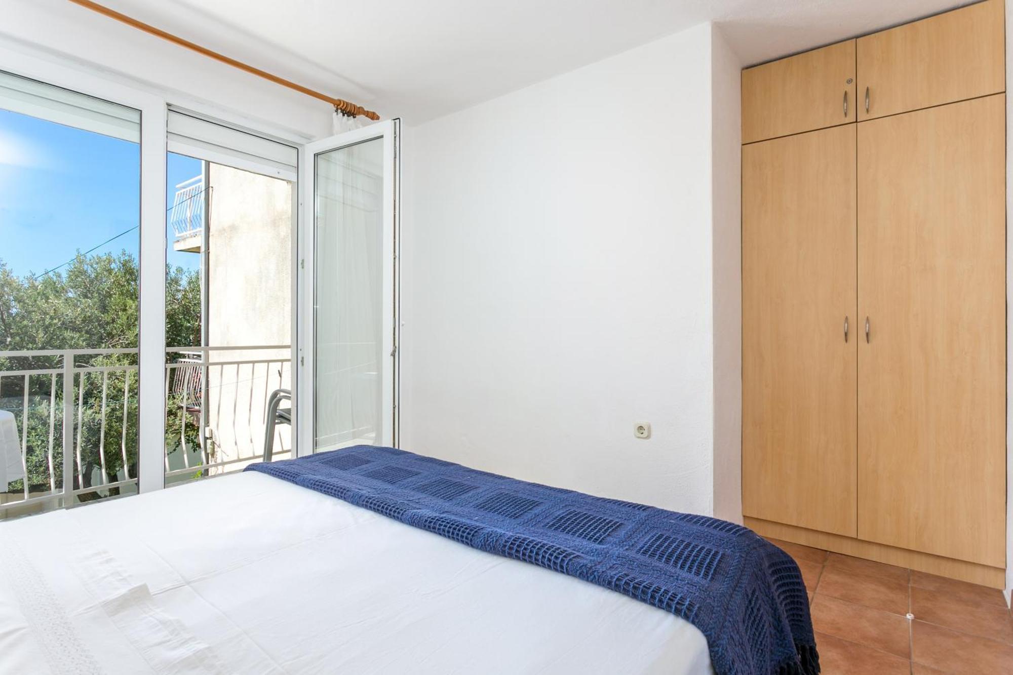 Apartments By The Sea Baska Voda, Makarska - 300 Room photo